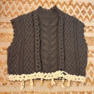 Zara Chunky Cable Knit Sleeveless Sweater